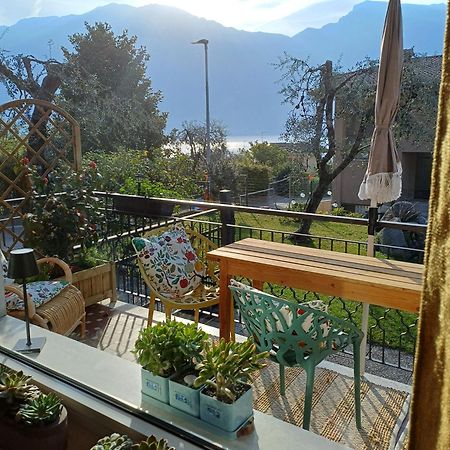 Oma Margareta Apartment Limone sul Garda Esterno foto
