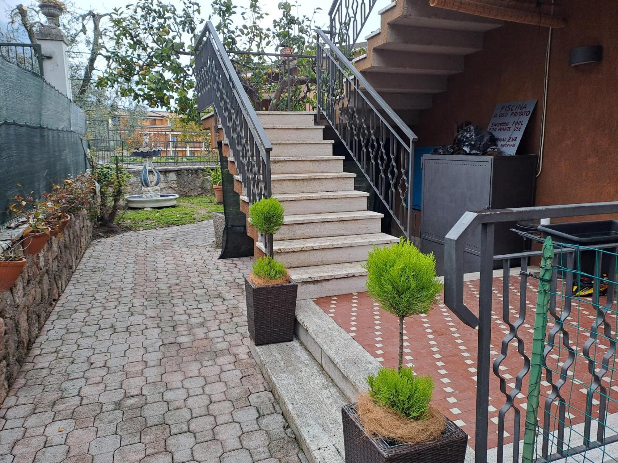 Oma Margareta Apartment Limone sul Garda Esterno foto