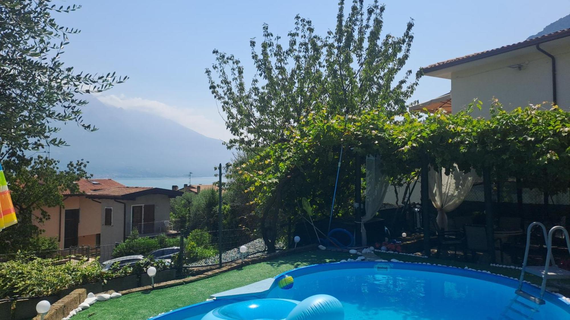 Oma Margareta Apartment Limone sul Garda Esterno foto