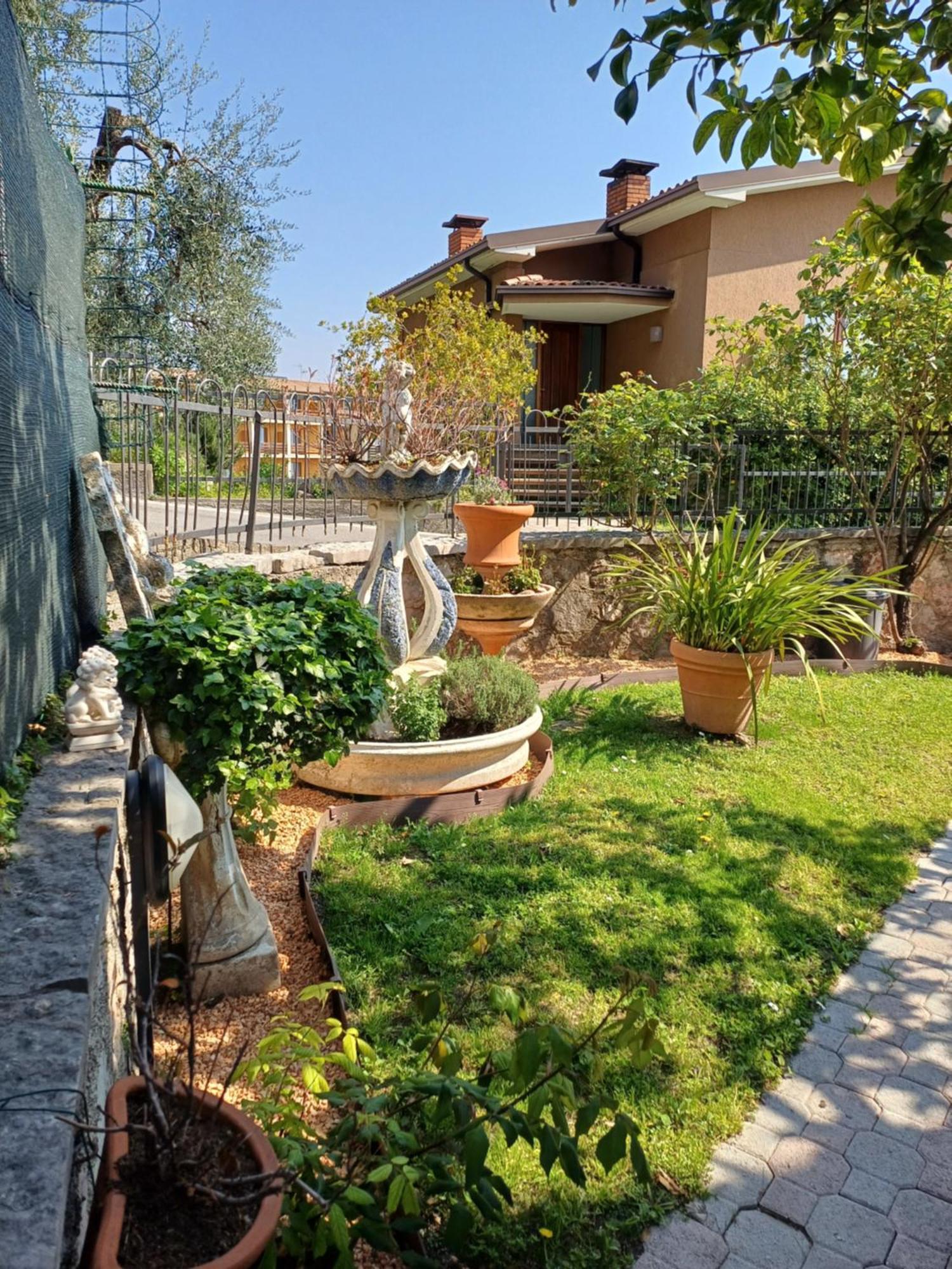 Oma Margareta Apartment Limone sul Garda Esterno foto