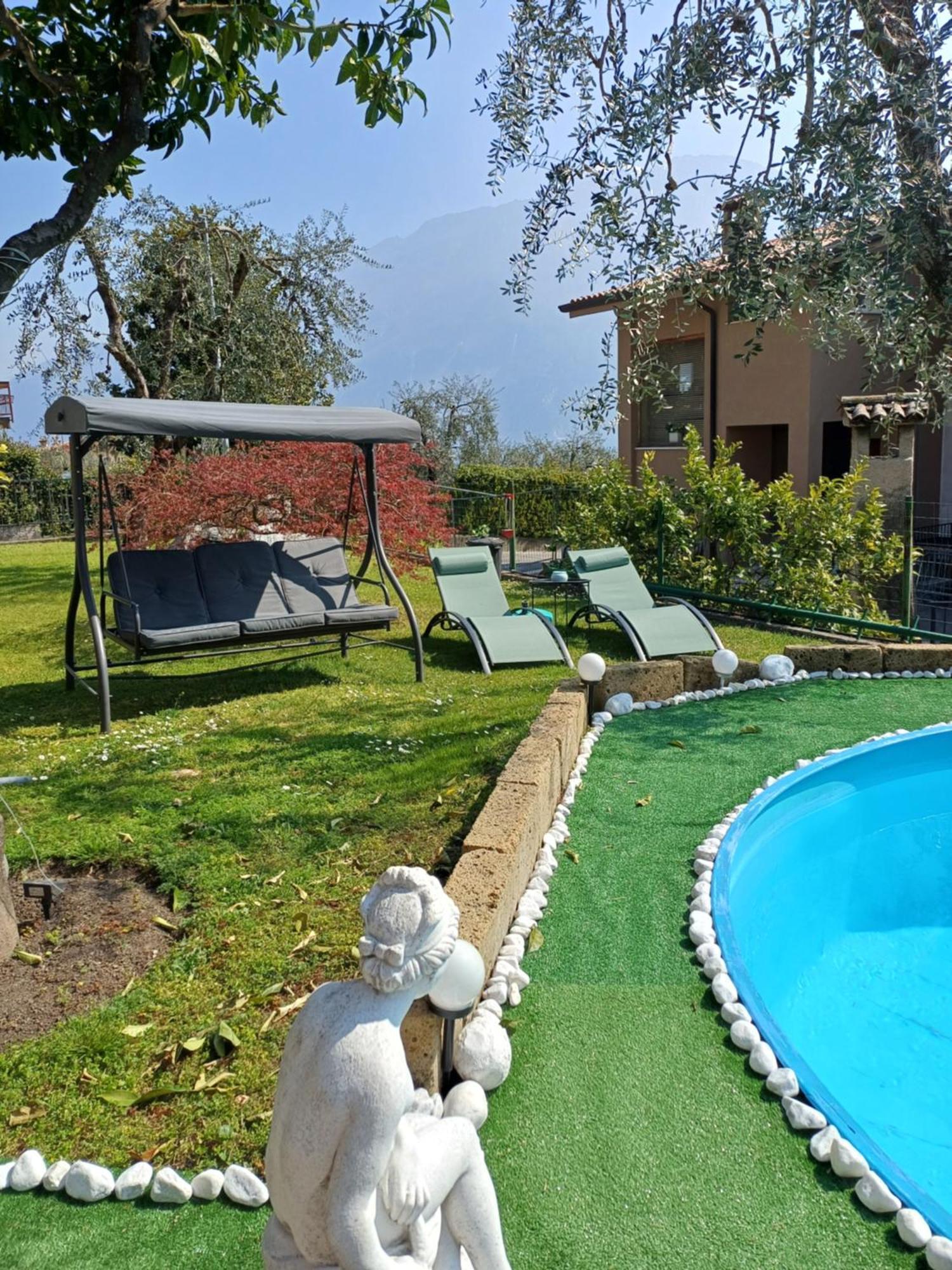 Oma Margareta Apartment Limone sul Garda Esterno foto