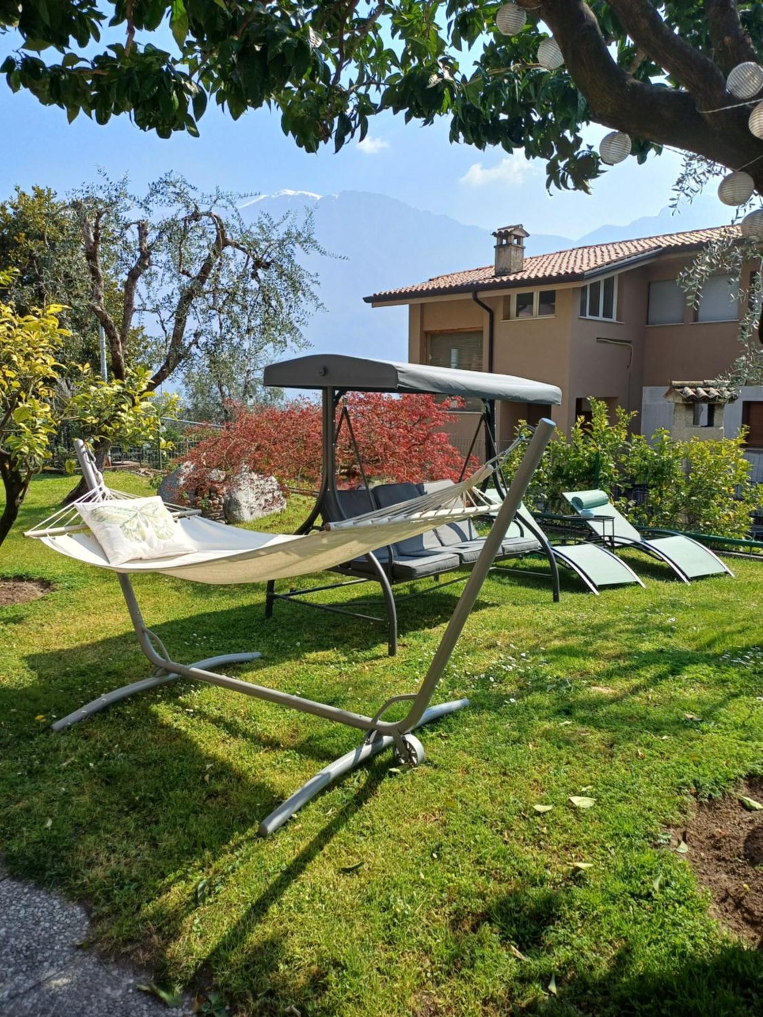 Oma Margareta Apartment Limone sul Garda Esterno foto