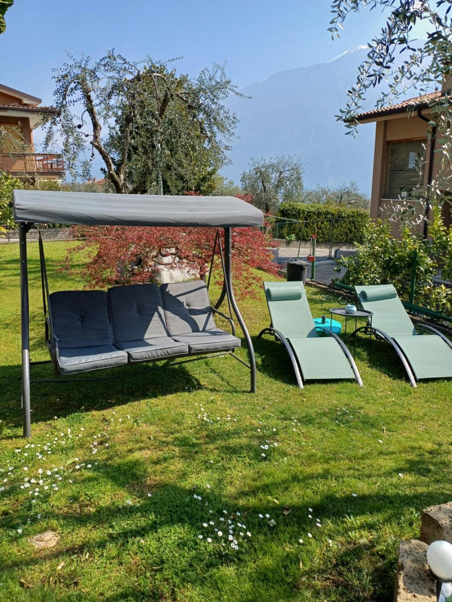 Oma Margareta Apartment Limone sul Garda Esterno foto
